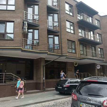 Balabana Red Apartment Lviv Exterior photo